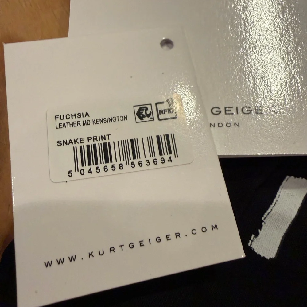 ***Make an offer!** NWT Kurt Geiger Medium Leather Kensington Bag Crossbody - Picture 6 of 9